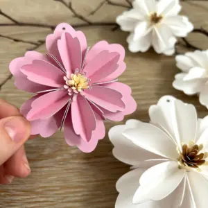 3D-blomster i papir (4 stk.)